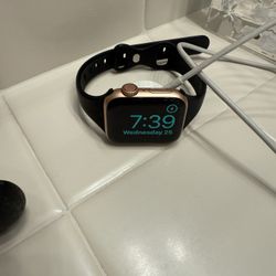Apple Watch SE