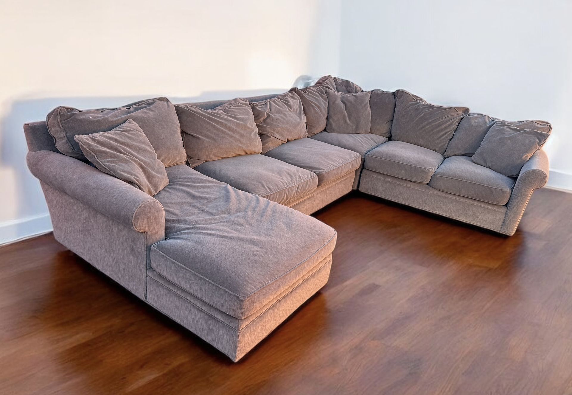 Crate & Barrel Sectional Couch… Delivery Available