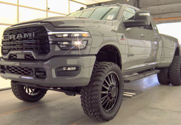 2026 RAM 3500 LARAMIE MEGA CAB 4x4 6.7L DRW