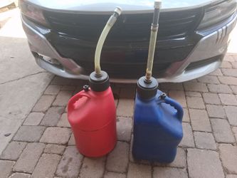 Motorcycle gas cans