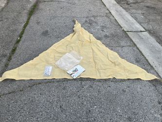 Love Story 3m x 3m x 3m Triangle Shade Sail – Sand – New in Bag – Includes Hardware  Description: Love Story triangular shade sail in sand color, size