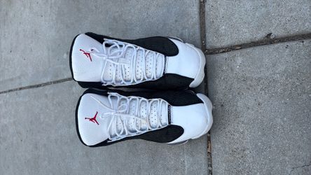 Jordan 13 clean in good condition  size 10
