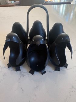 Peleg Design Egguins Penguin Egg Holder