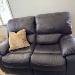 Leesworth Power Leather Reclining Loveseat