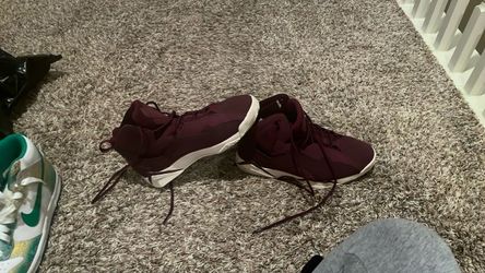 Air Jordan True Flight 'Burgundy / Bordeaux'