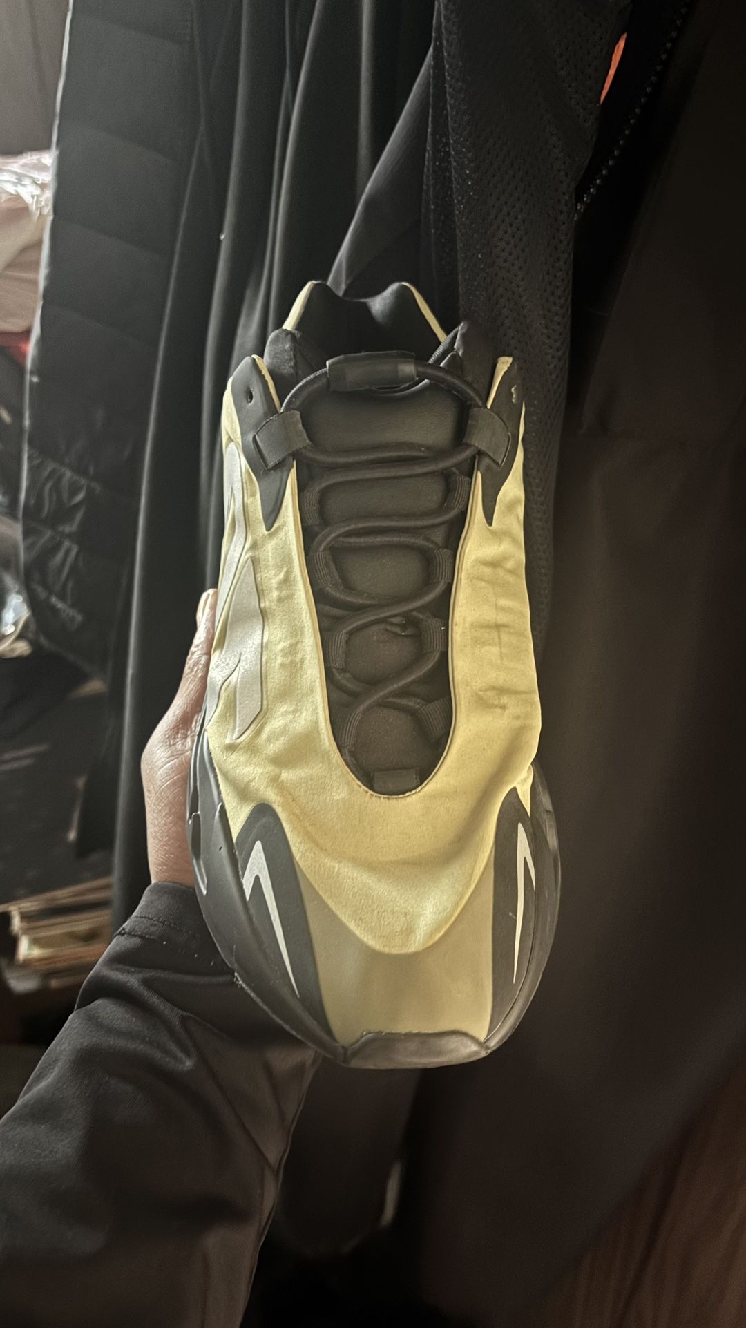 Yeezy 700