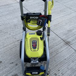 Ryobi 3300 Psi 2.5 GPM Gas Pressure Washer 