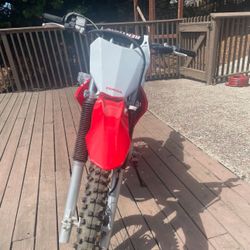 2021 CRF F