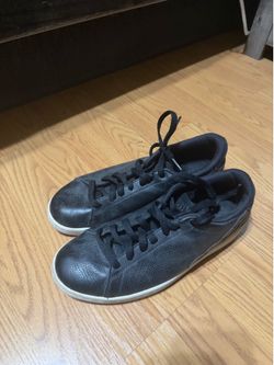 black jordan shoes