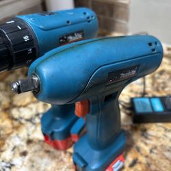 Makita Drill And Impact (3/8) Set 3 Batteries