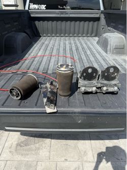 IHC 2019-2025 CHEVY & GMC 1500 AIR HELPER BAG KIT