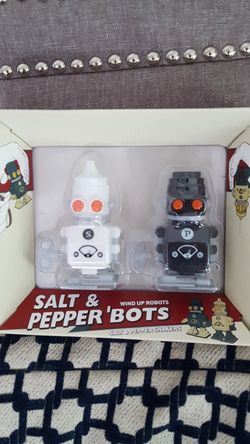 Salt and pepper bots