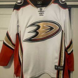 Ducks jerseys X2