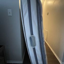 Queen Size Mattress 