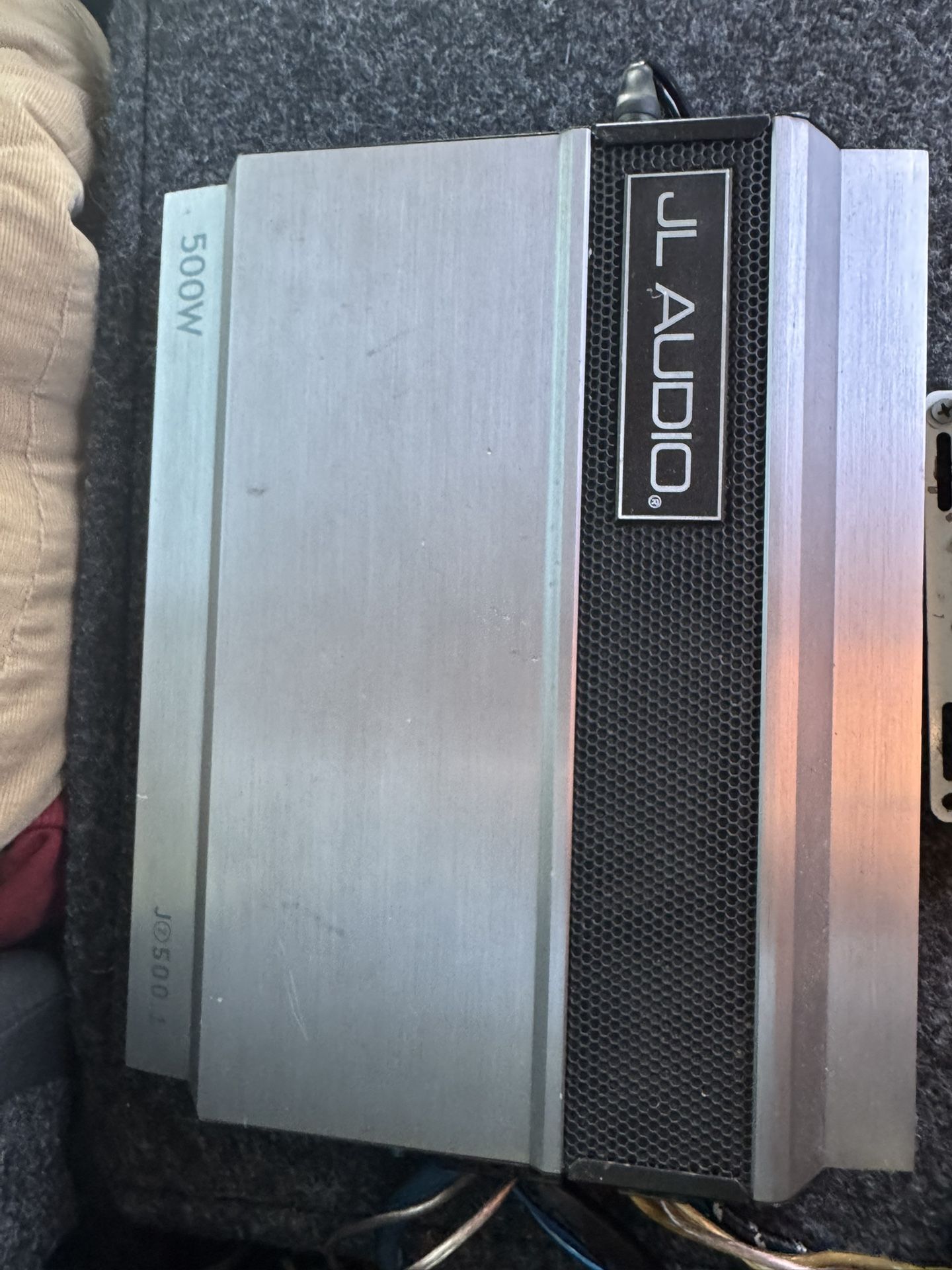 Bass amplifier Jl Audio 500/1