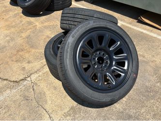 (1) ONE TIRE OEM 2026 tesla model 3 steel rim tire 18" Hankook 235/45/18 99%