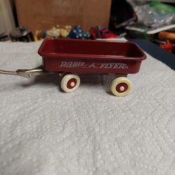 7 Inch Long Radio Flyer Wagon, Like New, Perfect