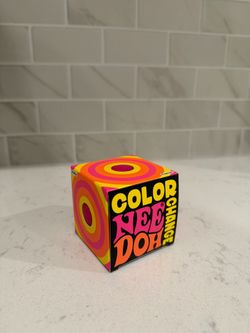 Color Changing Needoh