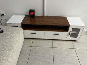 Tv stand