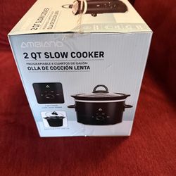Cooker , 2QT slow cooker New