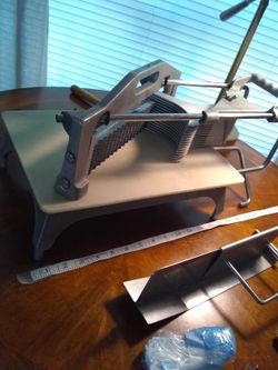 Vollrath Tomato Slicer