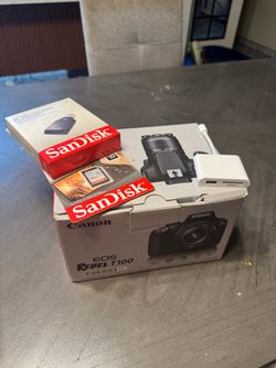 Canon EOS Rebel T100 DSLR Camera Kit