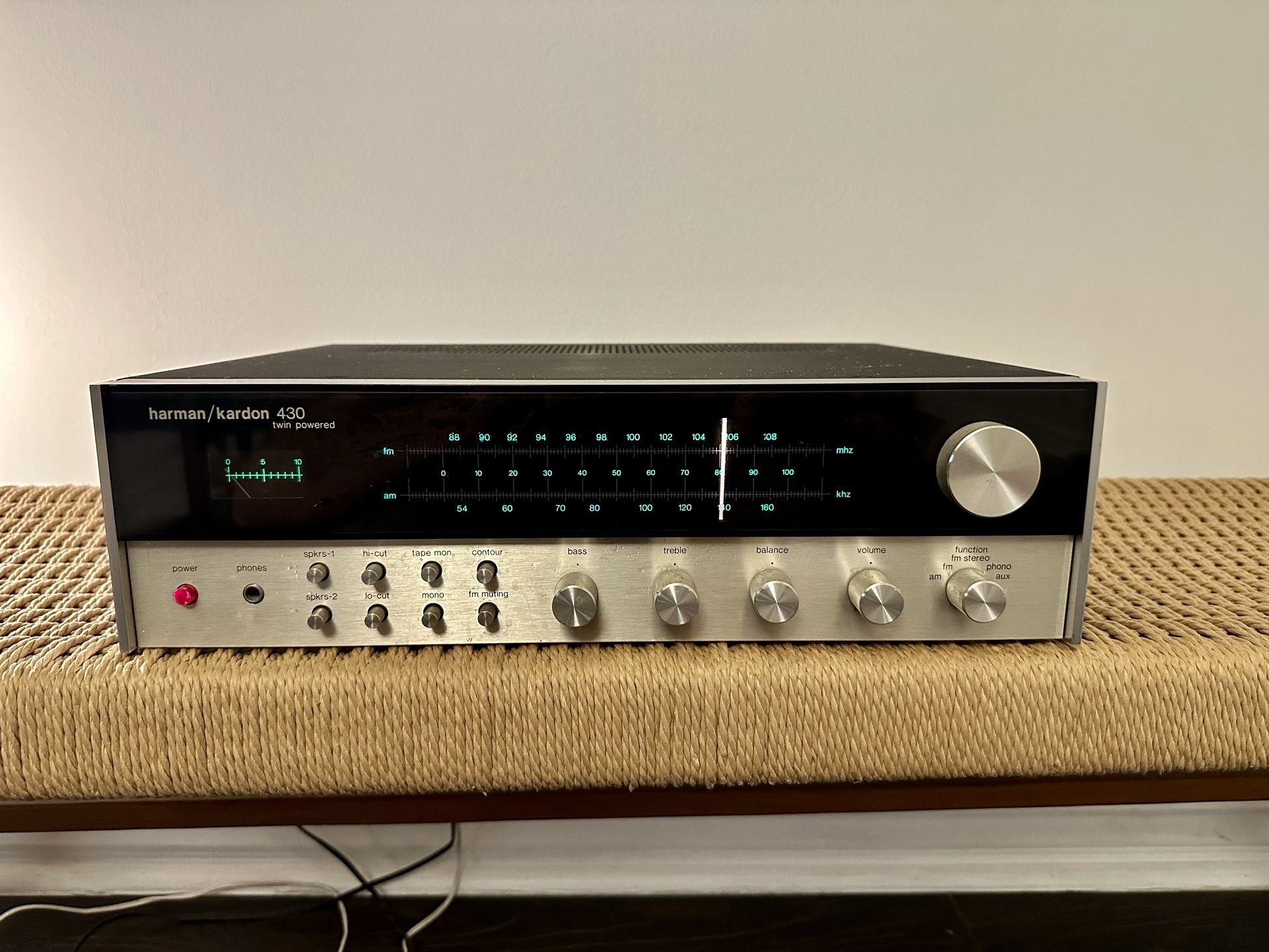 Harman Kardon 430 Twin powered Stereo Receiver - Nice Vintage