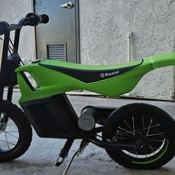 Kids RAZOR bike