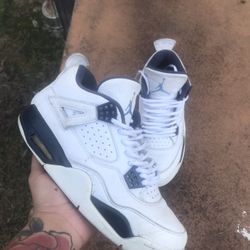 Jordan 4 Columbia Size 9 $70