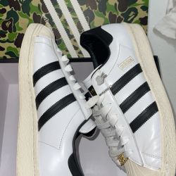 Superstar Adidas X Vape Collab 