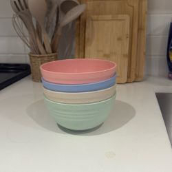 Set of 4 Pastel Bowls