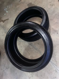 Set of 2 Low Profile Performance Tires