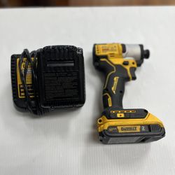 DEWALT DCF840 DRILL, COMES WITH TWO BATTERIES AND CHARGER, IN GOOD CONDITION