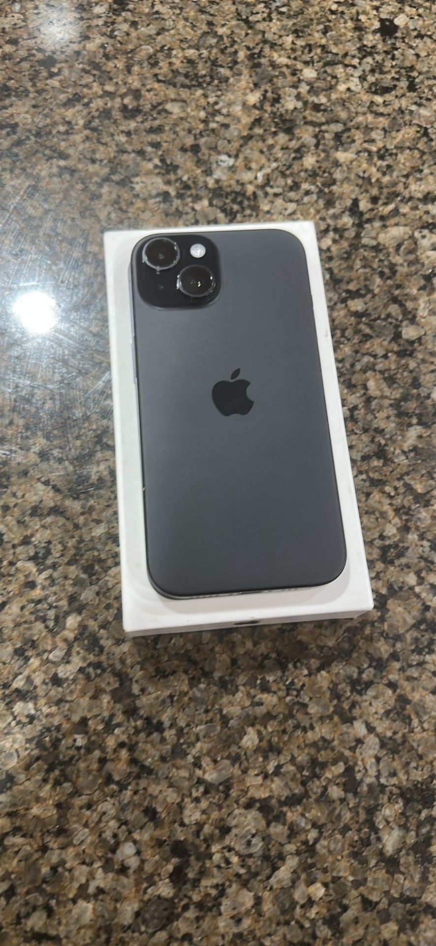 Apple iphone 15 like new 