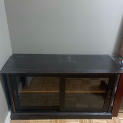  Entertainment Table