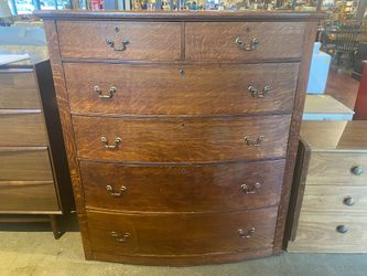 Large Vintage All-Wood 6-Drawer Dresser w/ Original Locking Hardware