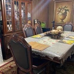 Dinning Table