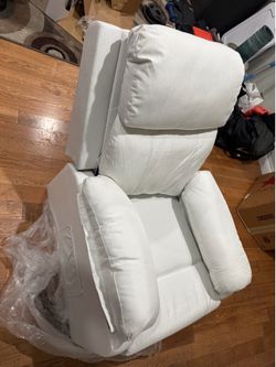 Recliner sofa chair