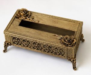 Vintage Style Ornate Gold Tissue Box Cover – Rose & Filigree Design