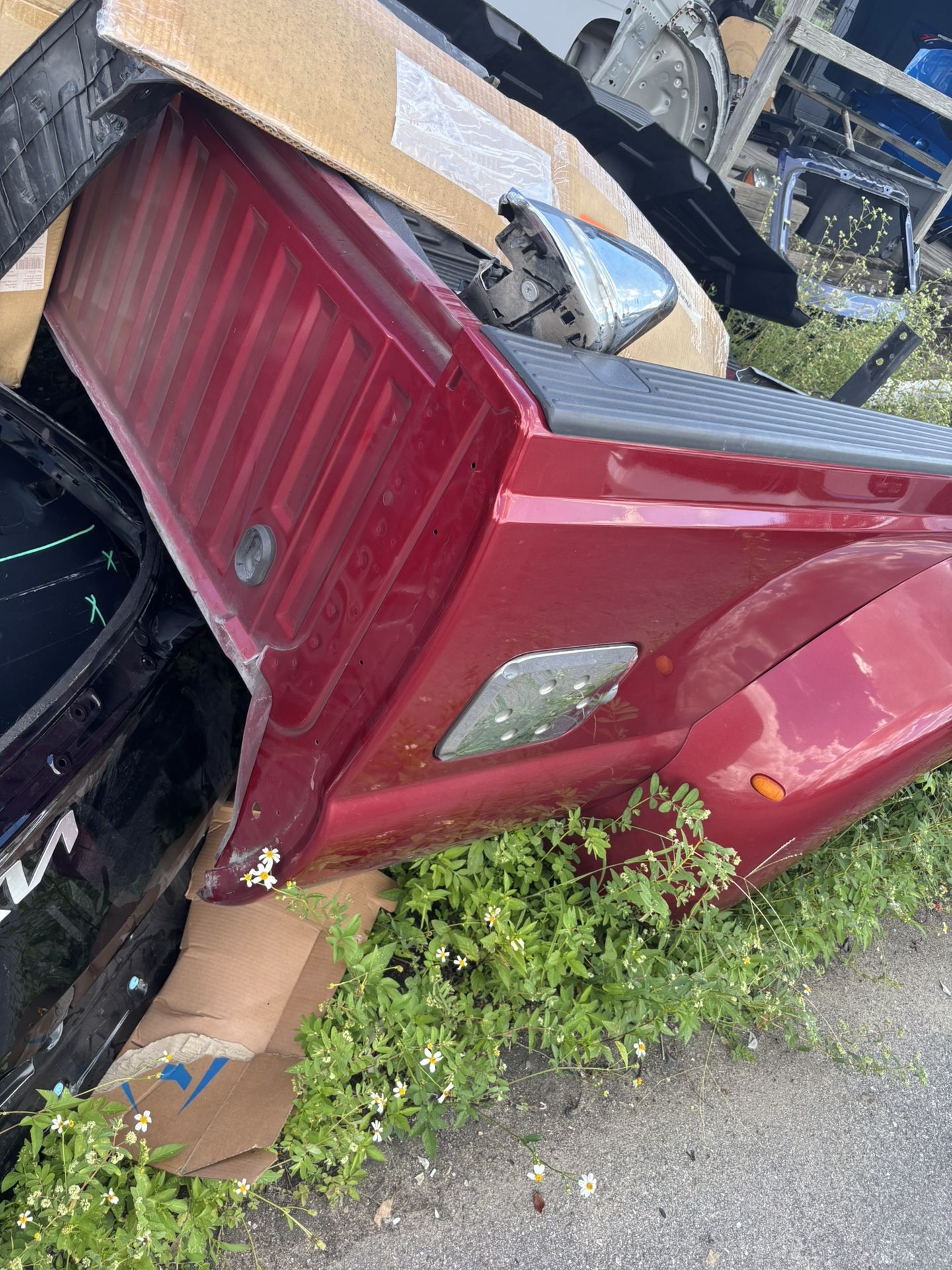 used truck beds ford f 350 dually 2015 lariat . Driver’s side perfect passenger side smashed