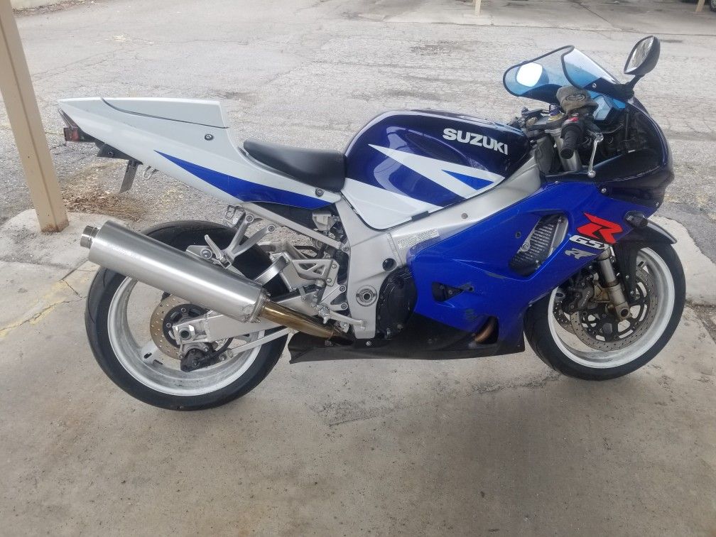 Suzuki GSXR 750