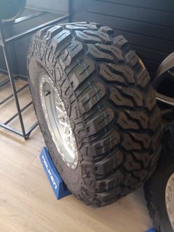17x9 XM RIMS 6X139 6X5.5 ON 35 12.50 17 MAXTREK MT