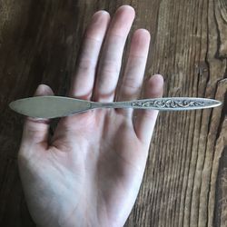 Vintage 1940s 1847 Rogers Bros Silver cheese service knife silverplate