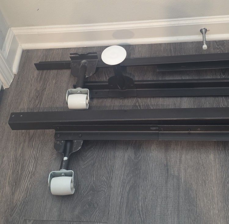 Queen Size Bed Frame W/ Middle Support