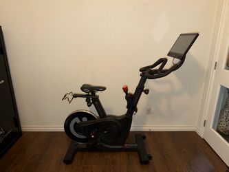 Echelon 4S+ Bike