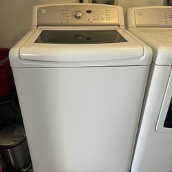 Kenmore Washer and dryer set