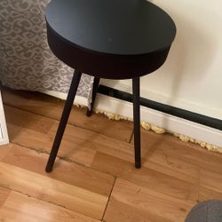 Side table with speaker Bluetooth