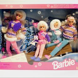 Winter Holiday Barbie Gift Set,  15645/1995