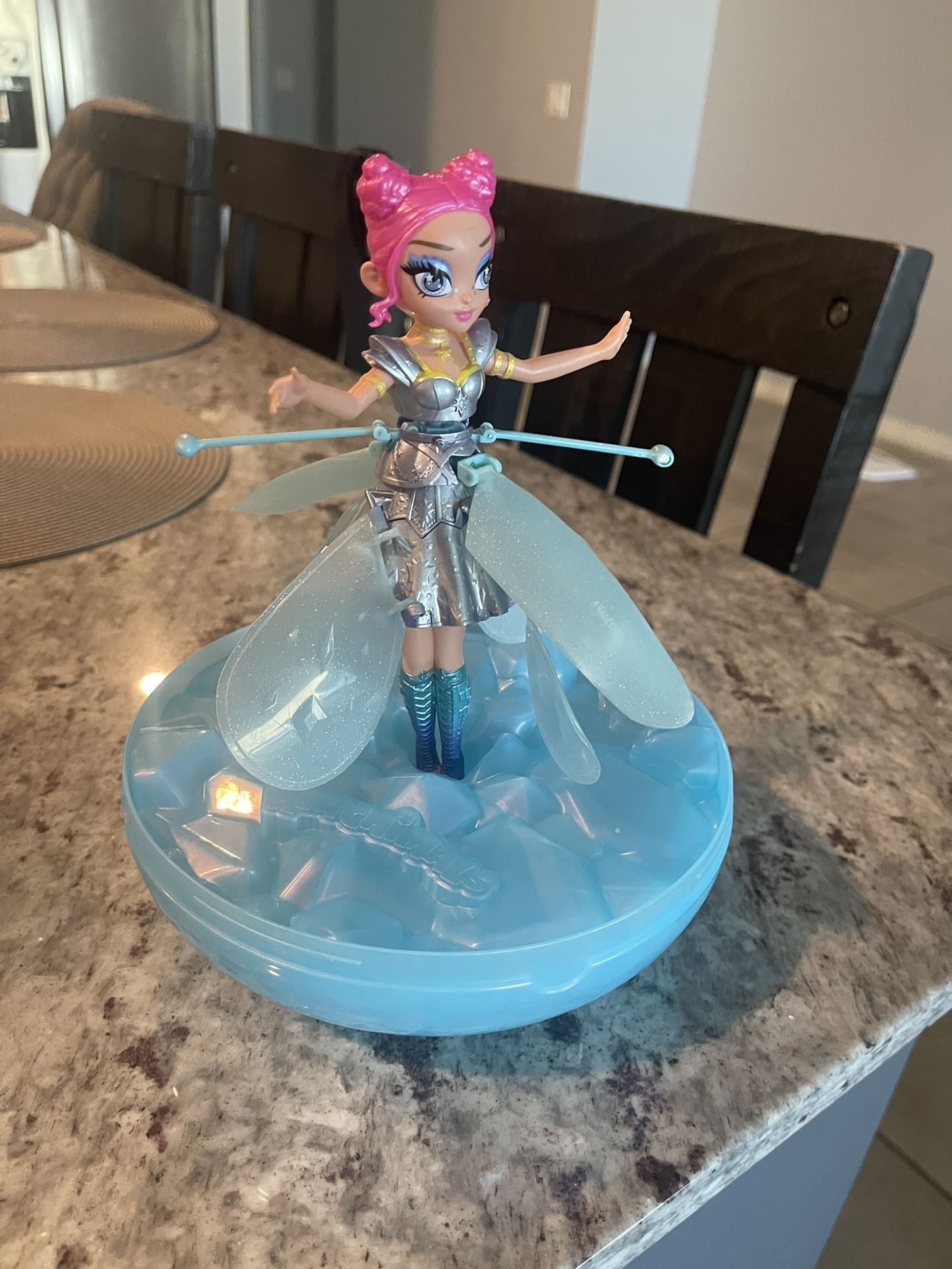 Hatchimals Flying pixie