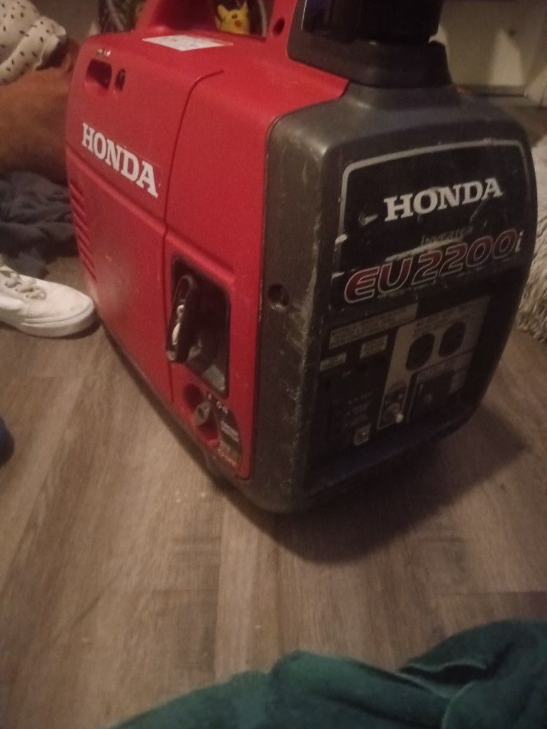 Honda Inverter Eu2200i 